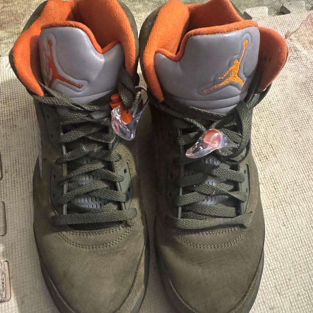 Jordan Men's Olive Green Sneakers